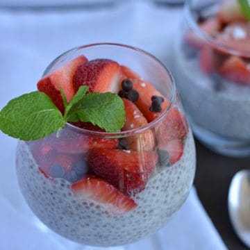 Strawberry coconut chia seed pudding is healthy with loads of fruits and your favorite choices of dry fruits. Perfectly go as a breakfast item or dessert or snack time.This strawberry coconut chia seed pudding is also vegan and gluten-free.