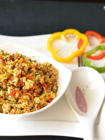 Tofu bhurji is a vegan dish, those who are lactose intolerant can try this bhurji which is equally tasty. Sauteed tofu with bell peppers, tomato, onion and few spices is a perfect protein-rich dish.