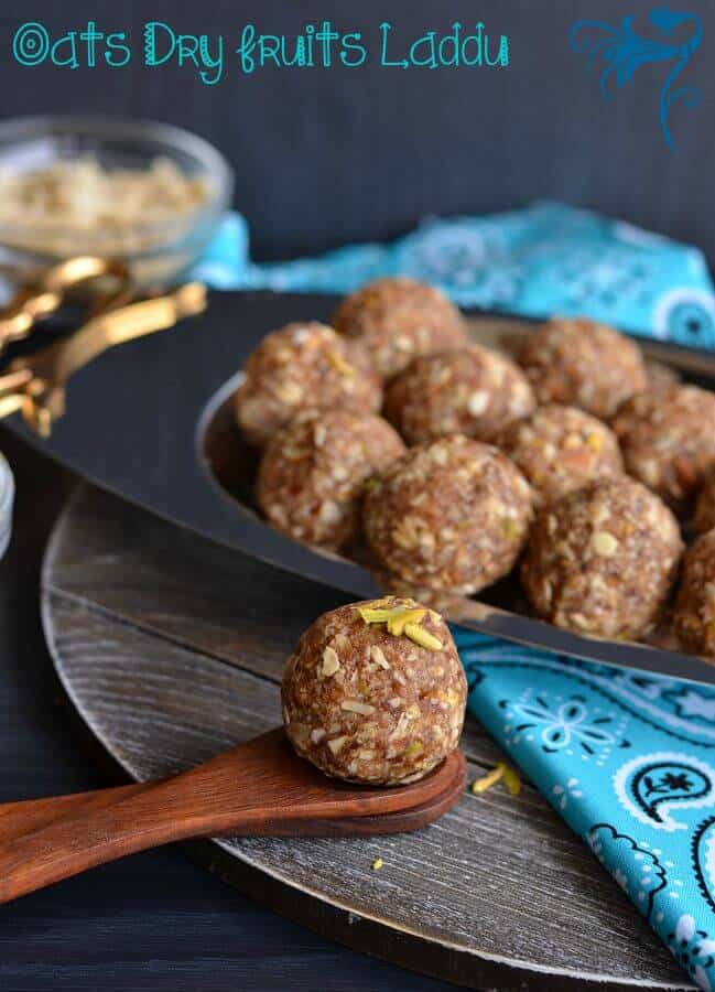 Oats laddu with dates is mildly Indian sweet laddu recipe made with rolled oats, dry fruits, and jaggery. An easy to make delicious snack and power packed laddu recipe loaded with essential nutrients. Oats laddu with dates are fiber-rich and makes a perfect afterschool snack for kids or can be packed in their lunch tiffin-box.